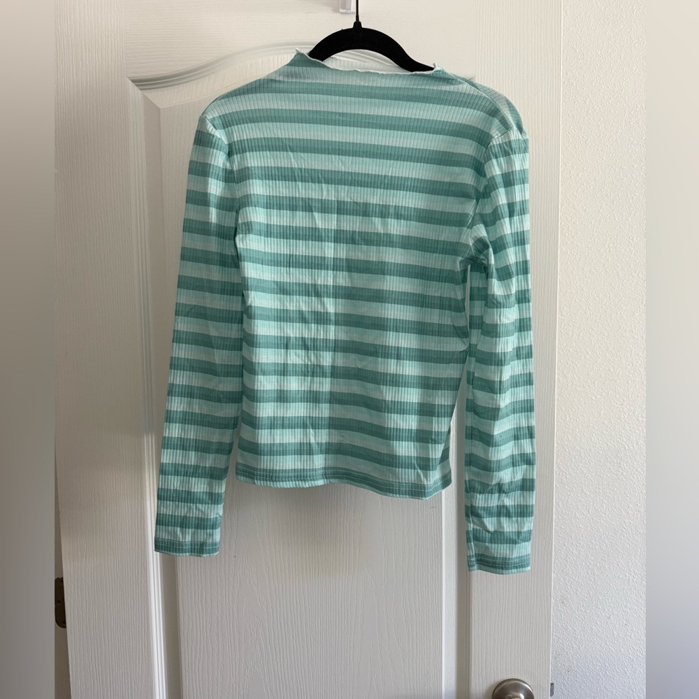 Cali Be Striped Long Sleeve Tee M - 14” from armpit to armpit.
